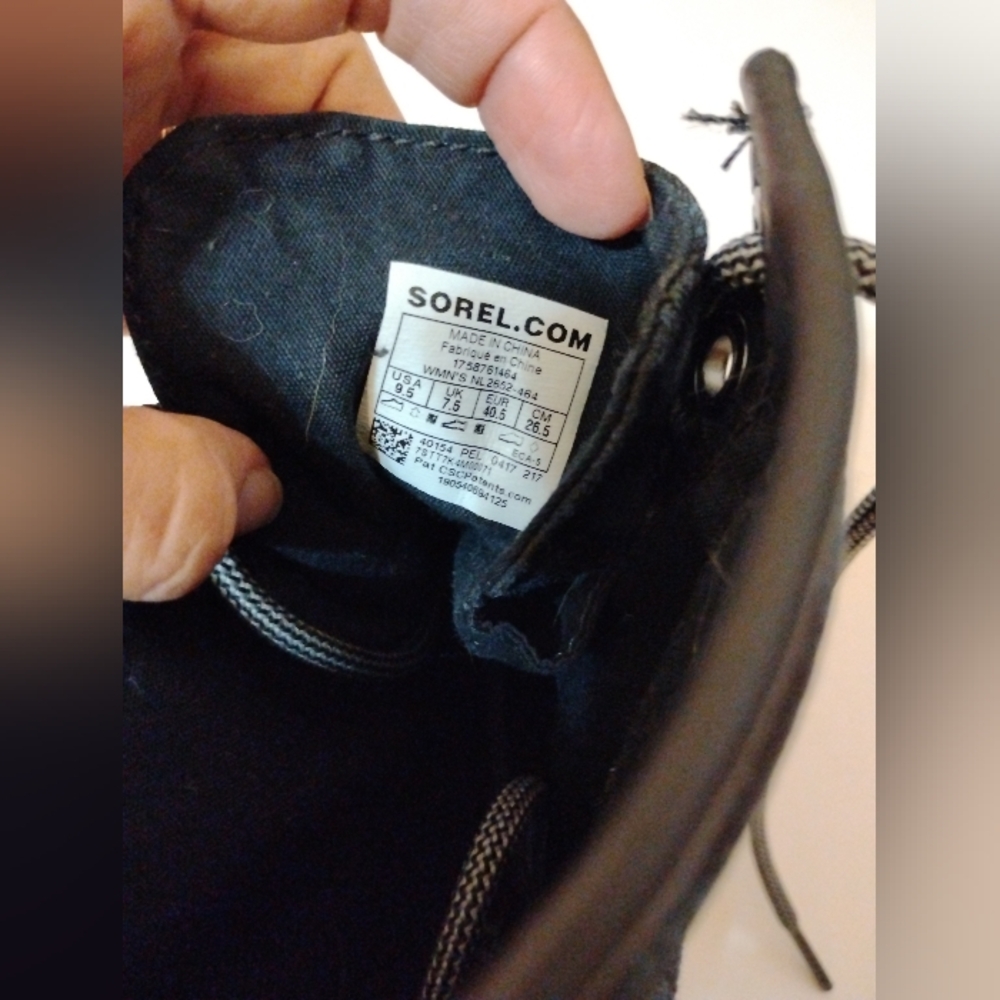 SOREL Women's Black Blue Boots Waterproof Hand Crafted Natural Rubber LaceUp 9.5 - Picture 14 of 16